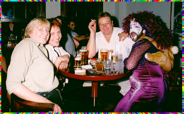 Clonclave Drinks At Platfomr Eight Newtown Hotel 1 March 2002