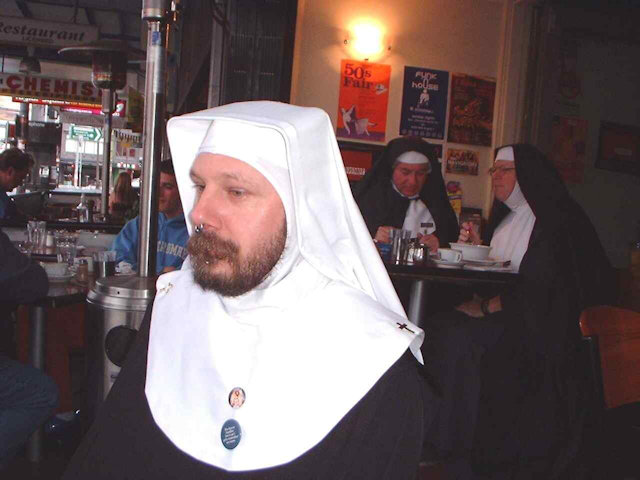 Bruncheon On Oxford St 18 August 2002