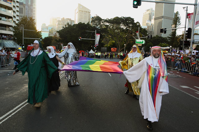 SGLMG Parade 2015