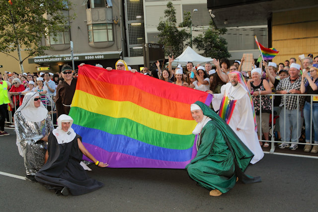 SGLMG Parade 2015