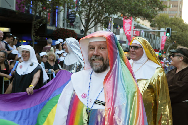 SGLMG Parade 2015