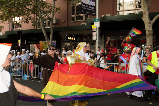 SGLMG Parade 2015