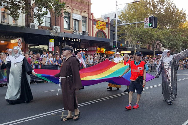 SGLMG Parade 2016