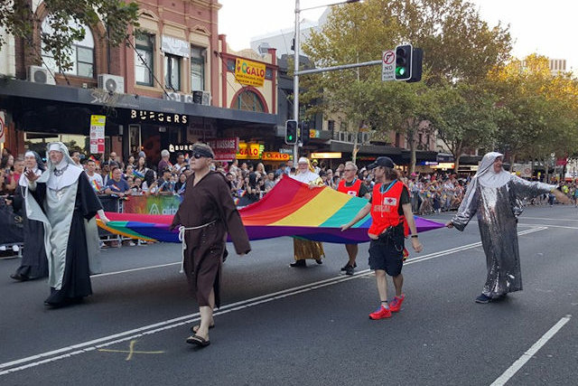 SGLMG Parade 2016